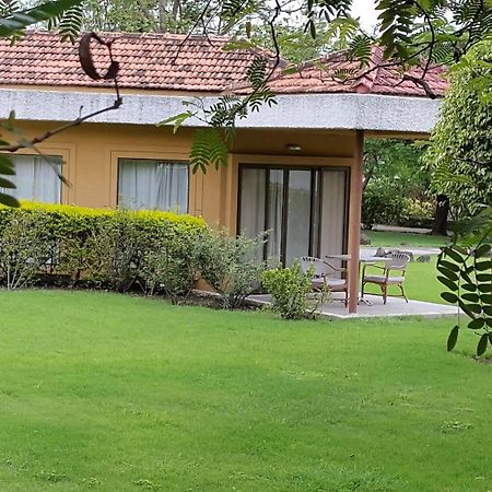 The Meadows Resort And Spa Αουρανγκαμπάντ Εξωτερικό φωτογραφία