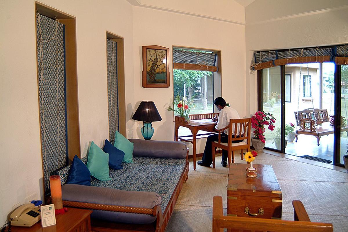 The Meadows Resort And Spa Αουρανγκαμπάντ Εξωτερικό φωτογραφία