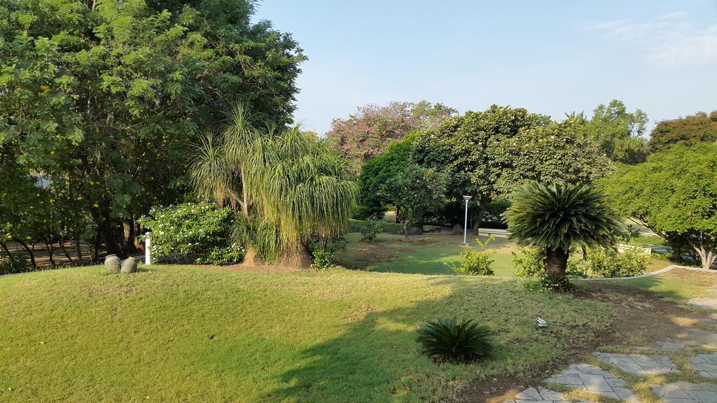 The Meadows Resort And Spa Αουρανγκαμπάντ Εξωτερικό φωτογραφία
